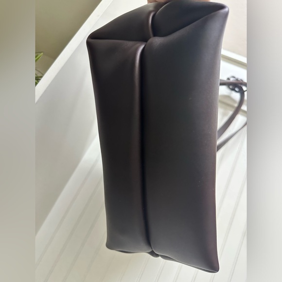 Brand New Portland Leather Tote - Picture 7 of 7